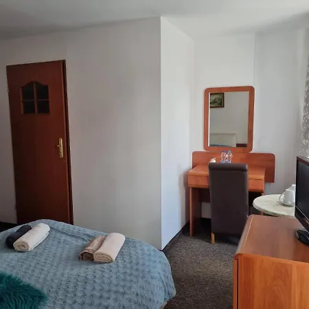 Przy Zelaznym Moscie Panzió 3*