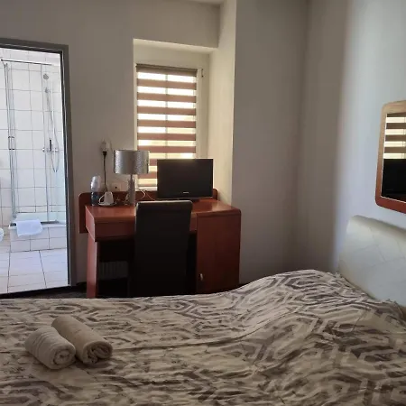 Przy Zelaznym Moscie Bed & Breakfast Kłodzko