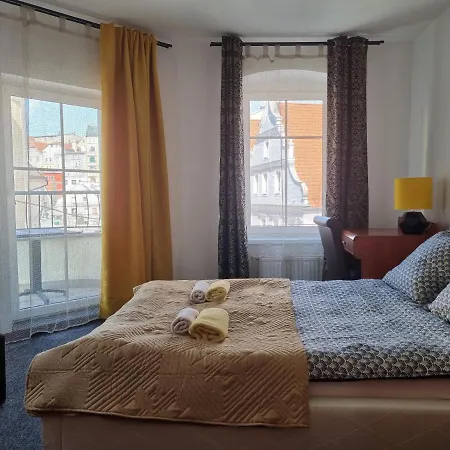 Przy Zelaznym Moscie 3*