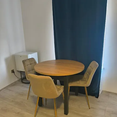 Przy Zelaznym Moscie Panzió 3*