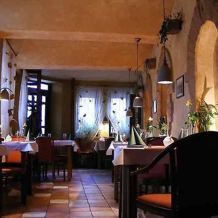 Przy Zelaznym Moscie 3* كوادسكوم