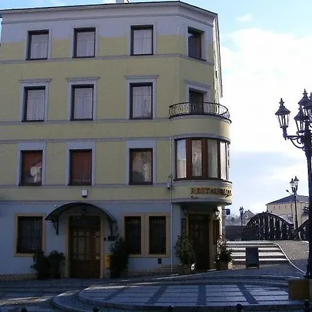 Przy Zelaznym Moscie Panzió 3*