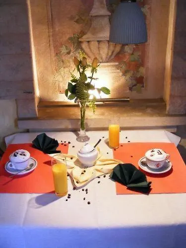 Przy Zelaznym Moscie 3*