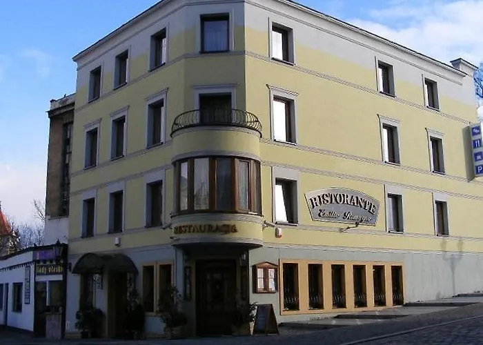 Oda ve Kahvaltı Przy Zelaznym Moscie Kłodzko